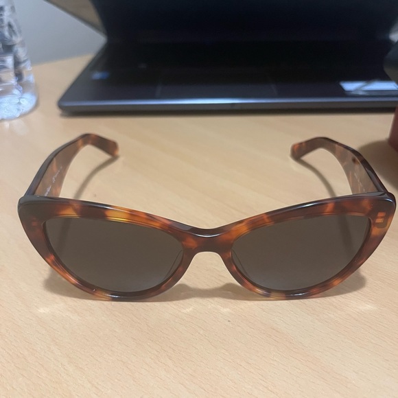 Sunglasses - Picture 2 of 8